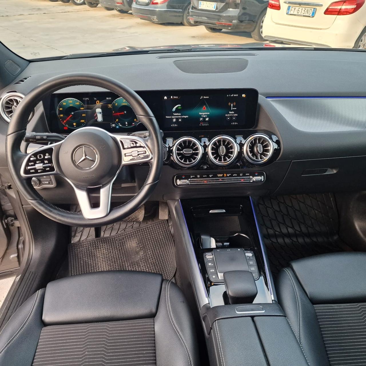 Mercedes-benz CLA 200 180 d Automatic Premium UNICO PROPRIETARIO