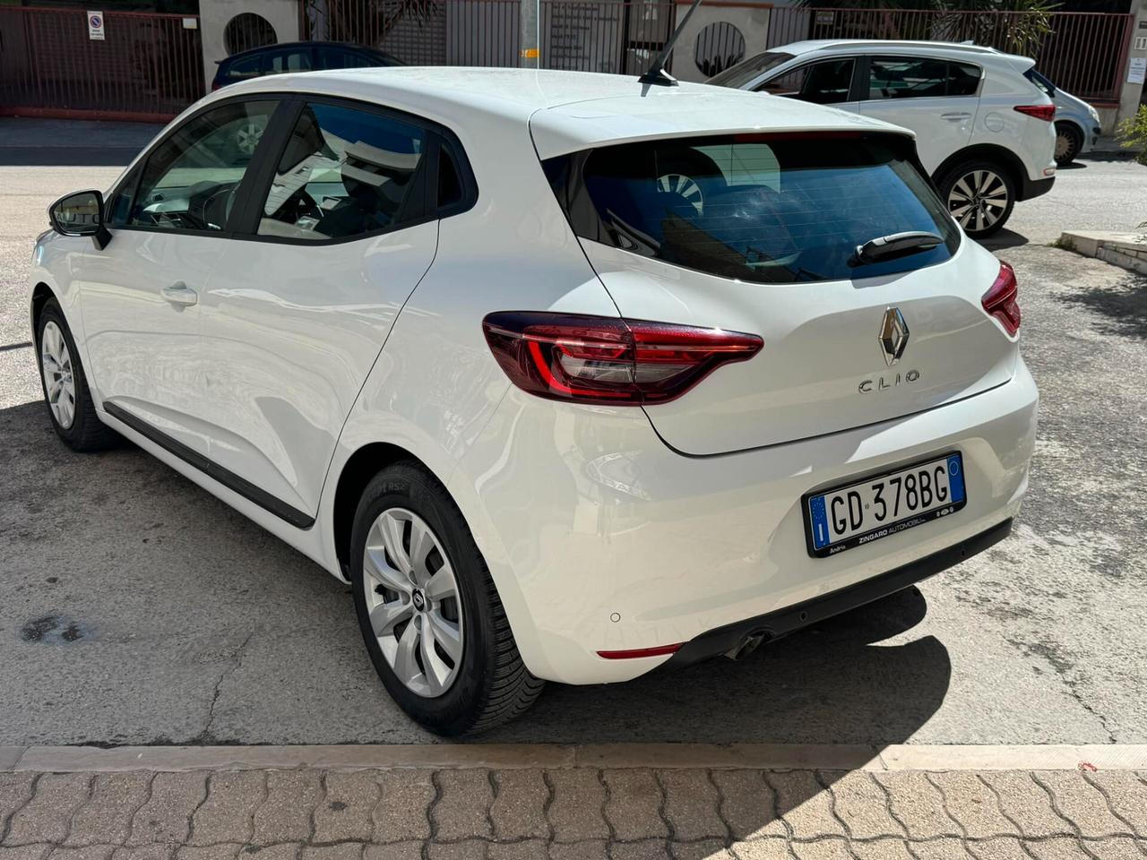 RENAULT CLIO 1.5 DCI 85 CV E6 ZEN NAVI FULL LED