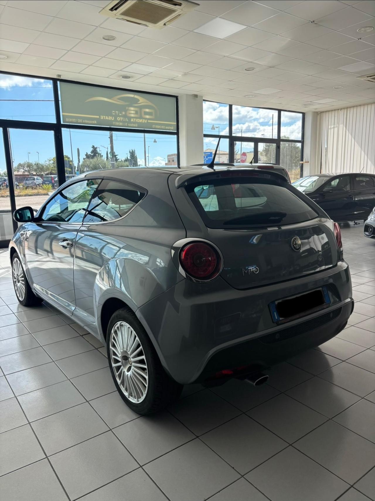 Alfa Romeo MiTo 1.6 JTDm 16V Distinctive Sport Pack