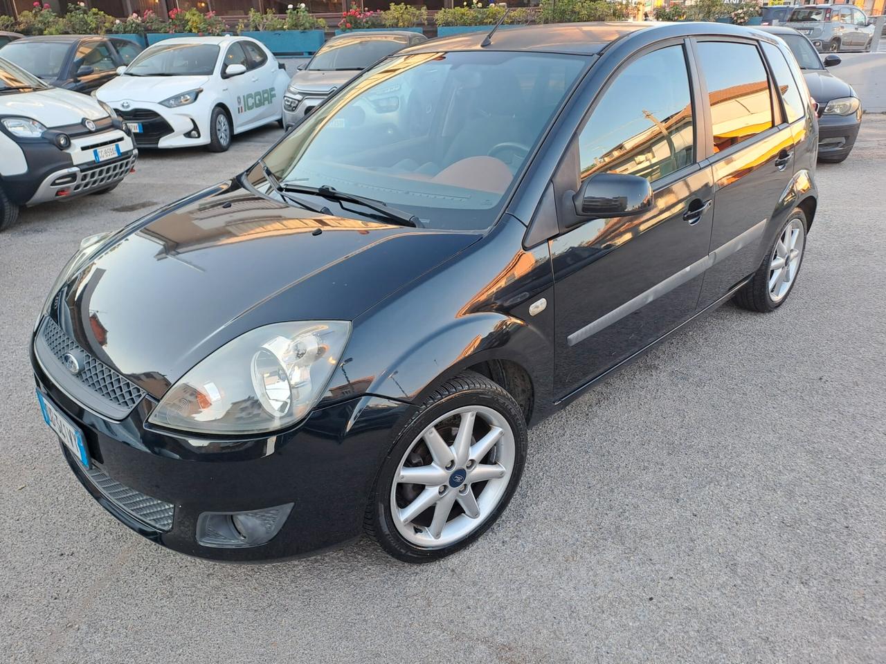 Ford Fiesta 1.4 TDCi 5p. Ghia