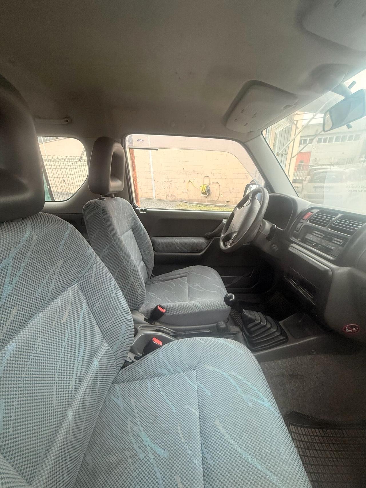 Suzuki Jimny 1.3i 16V cat 4WD JLX