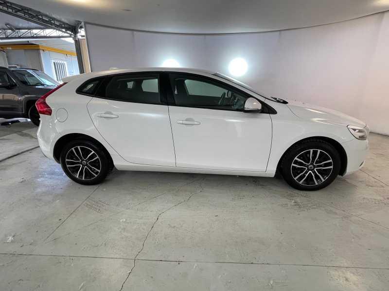 VOLVO V40 II - V40 2.0 D2 Business Plus my19