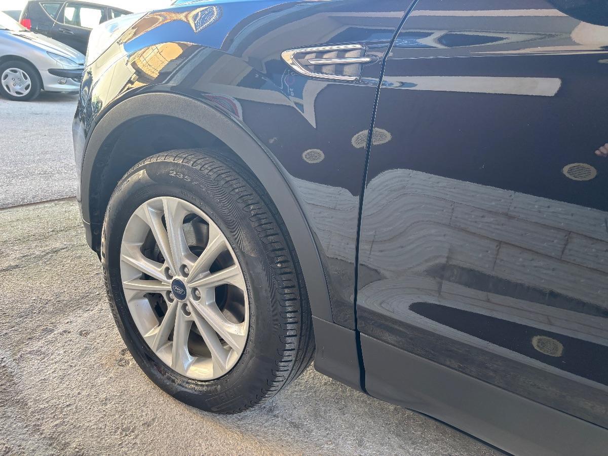 FORD - Kuga - 1.5 TDCI 120CV S&S 2WD ST-Line Bus.