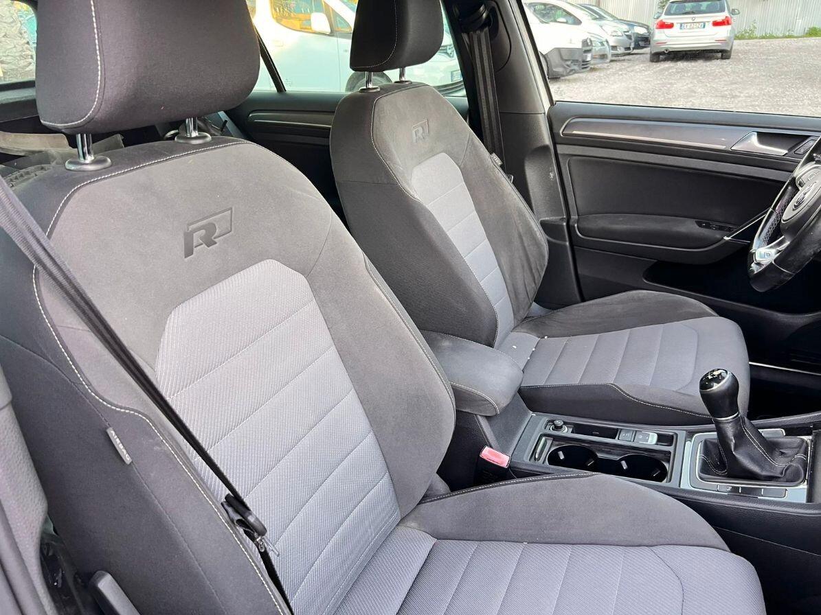 Volkswagen Golf 1.6 TDI 110 CV 5p. R-LINE