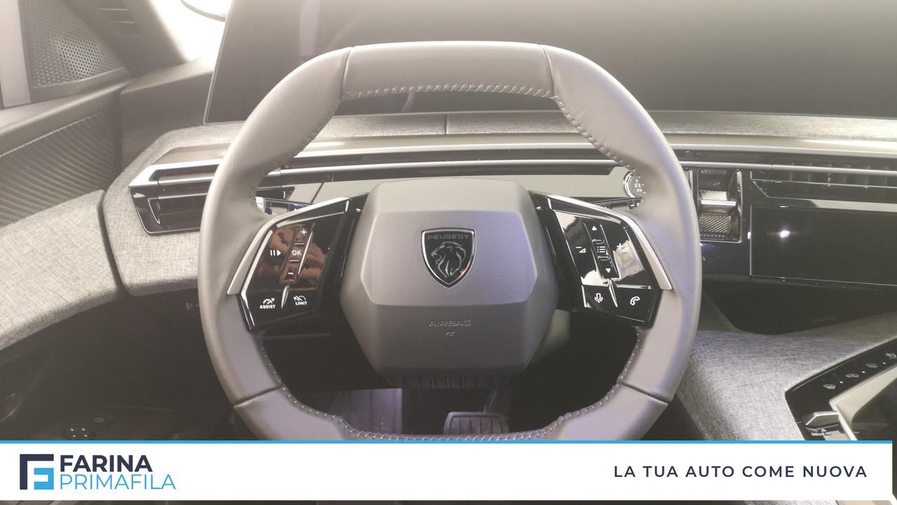 PEUGEOT Nuovo 5008 Hybrid 136 e-DCS6 ALLURE