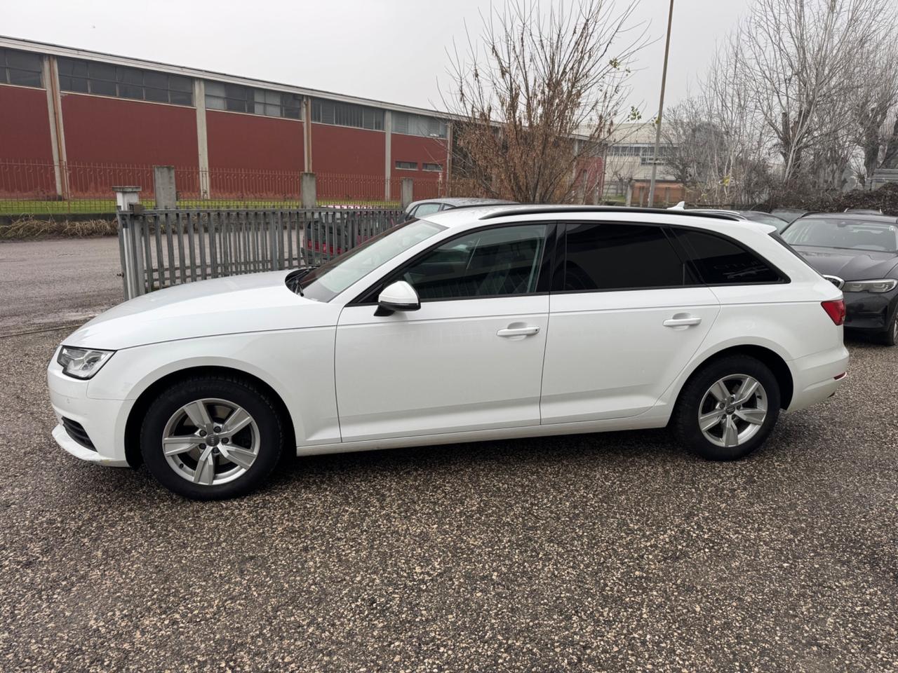 Audi A4 2.0 TDI 150 CV ultra S tronic Business Sport