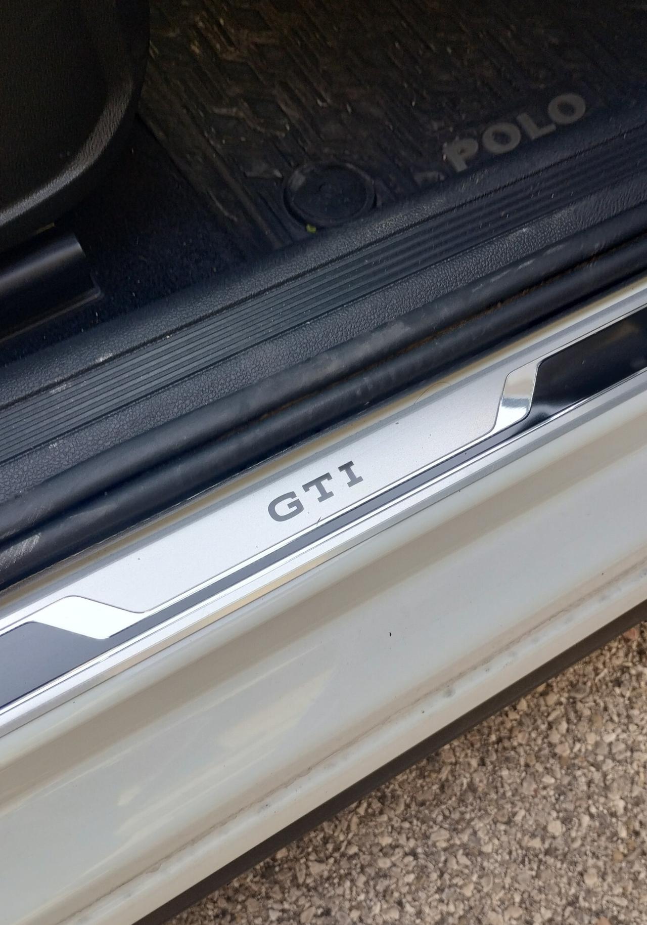 Volkswagen Polo 2.0 TSI DSG GTI