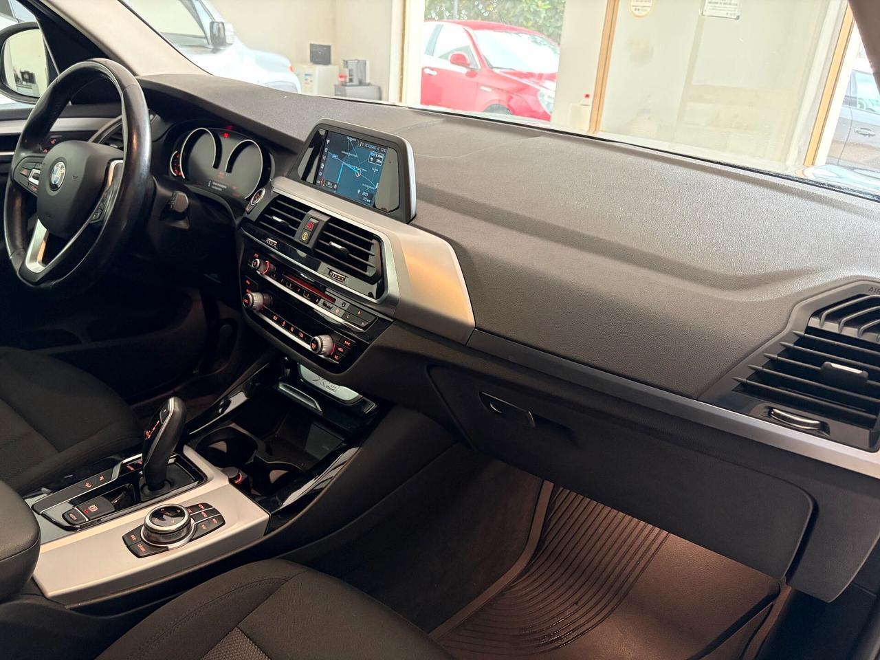 BMW X3 XDRIVE 20d BUSINESS ADVANTAGE