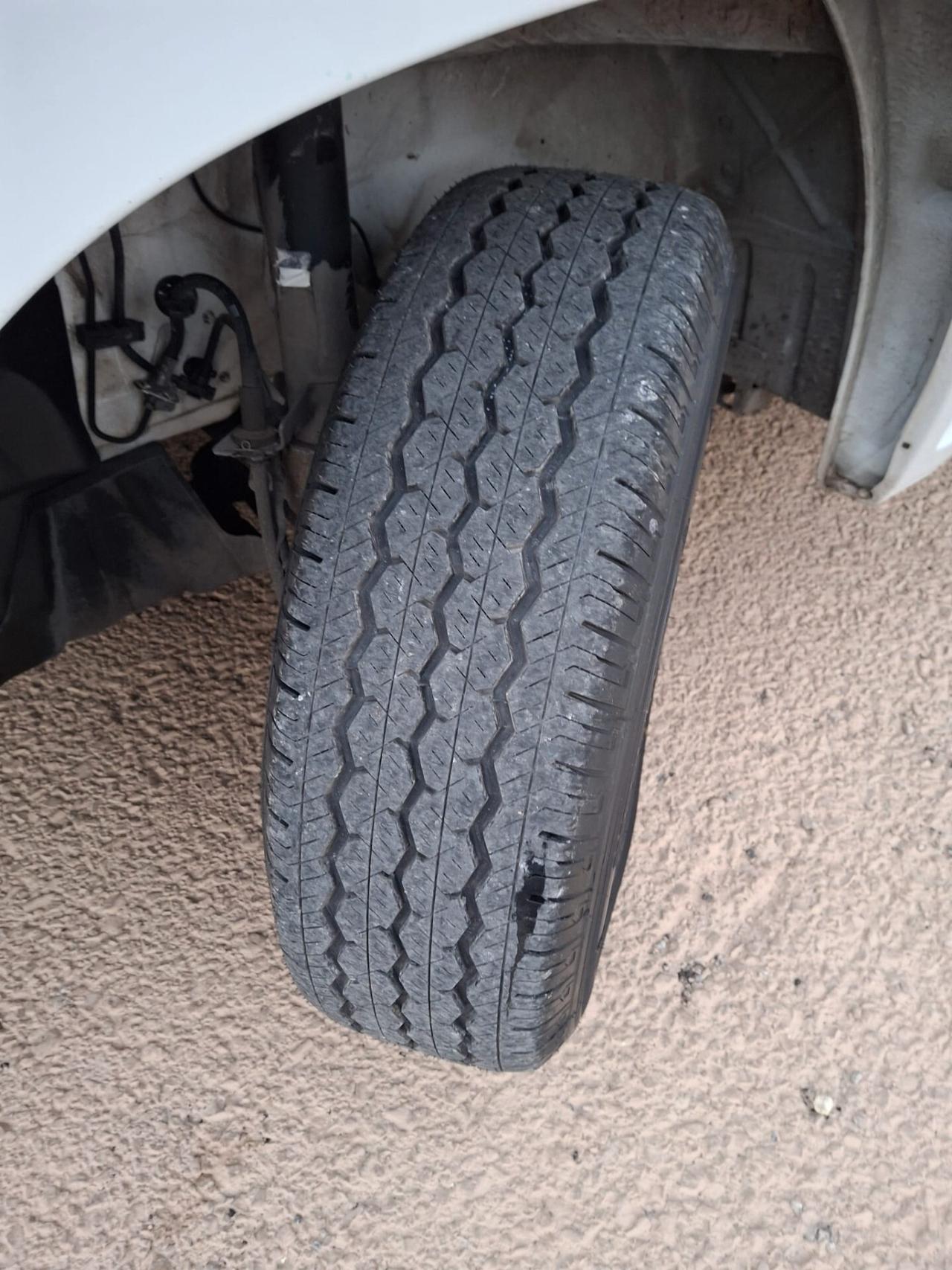 Peugeot Boxer L2H2 2.2 BlueHDi 140cv