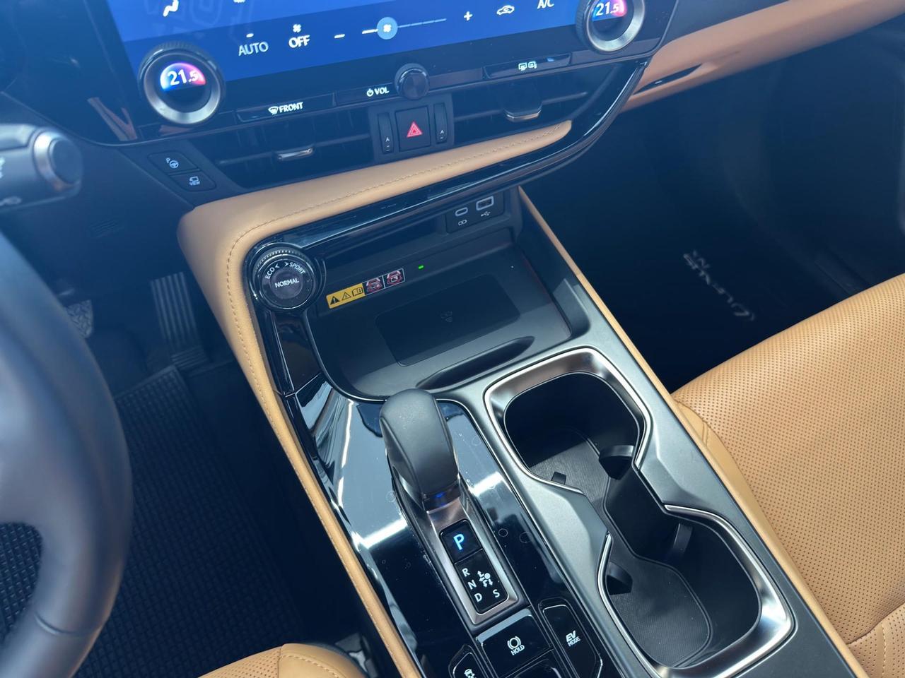 Lexus NX 350h 2.5 Luxury 4wd e-cvt