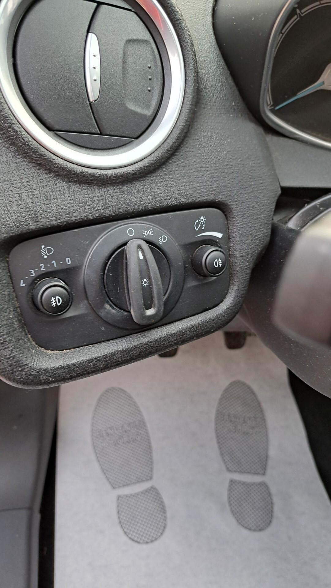 Ford Fiesta Plus 1.5 TDCi 75CV 5 porte OK NEO PATENTATI