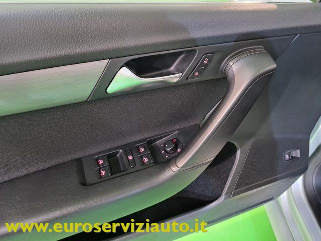 VOLKSWAGEN Passat VARIANT. 1.6 TDI DSG Comfortline
