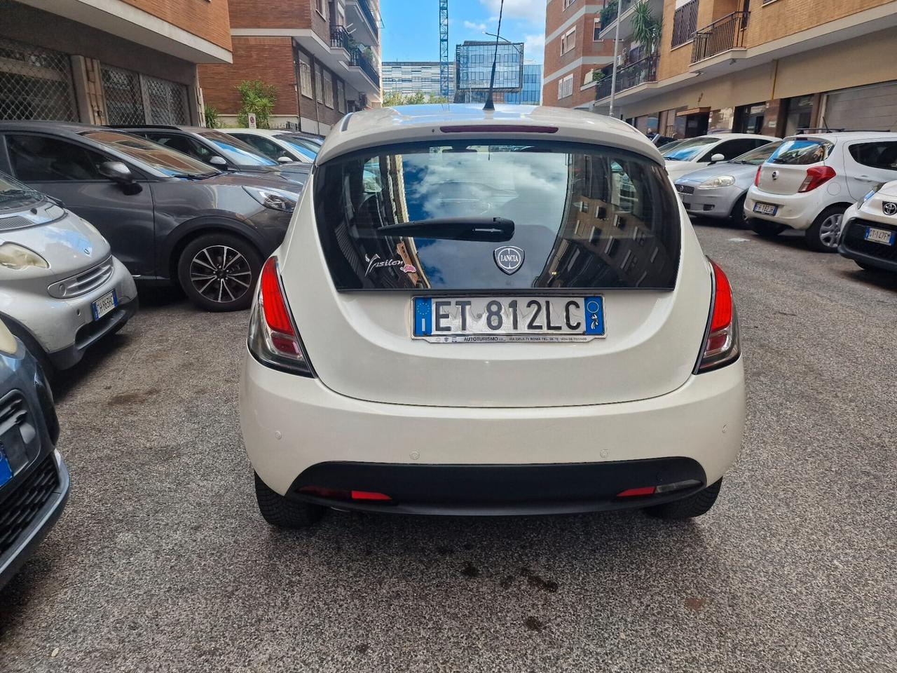 Lancia Ypsilon 1.2 69 CV 5 porte GPL Ecochic Elefantino