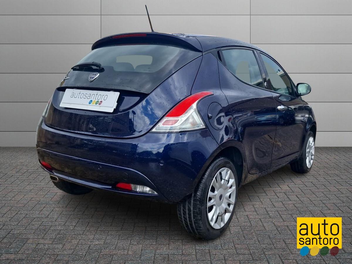LANCIA YPSILON 1.2 B/GPL ECOCHIC GOLD
