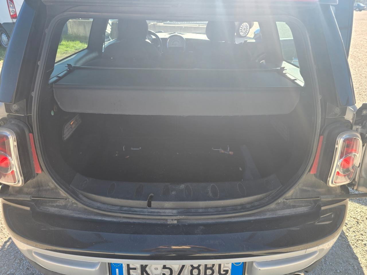 Mini Cooper Clubman 1.6 diesel 110cv