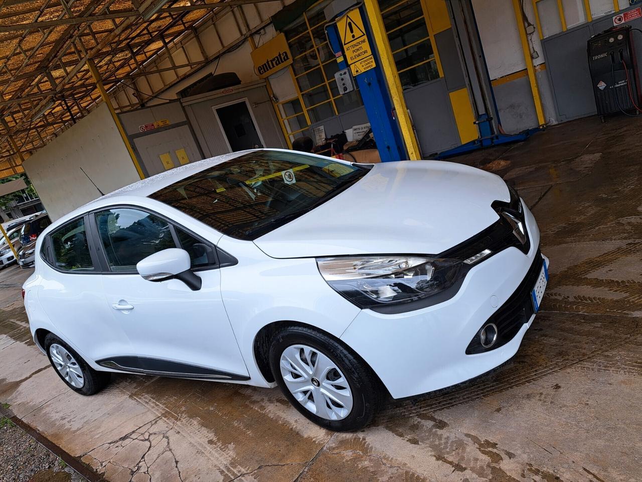 Renault Clio dCi 8V 75CV Start&Stop 5 porte Energy Life-NEOPATENTATI