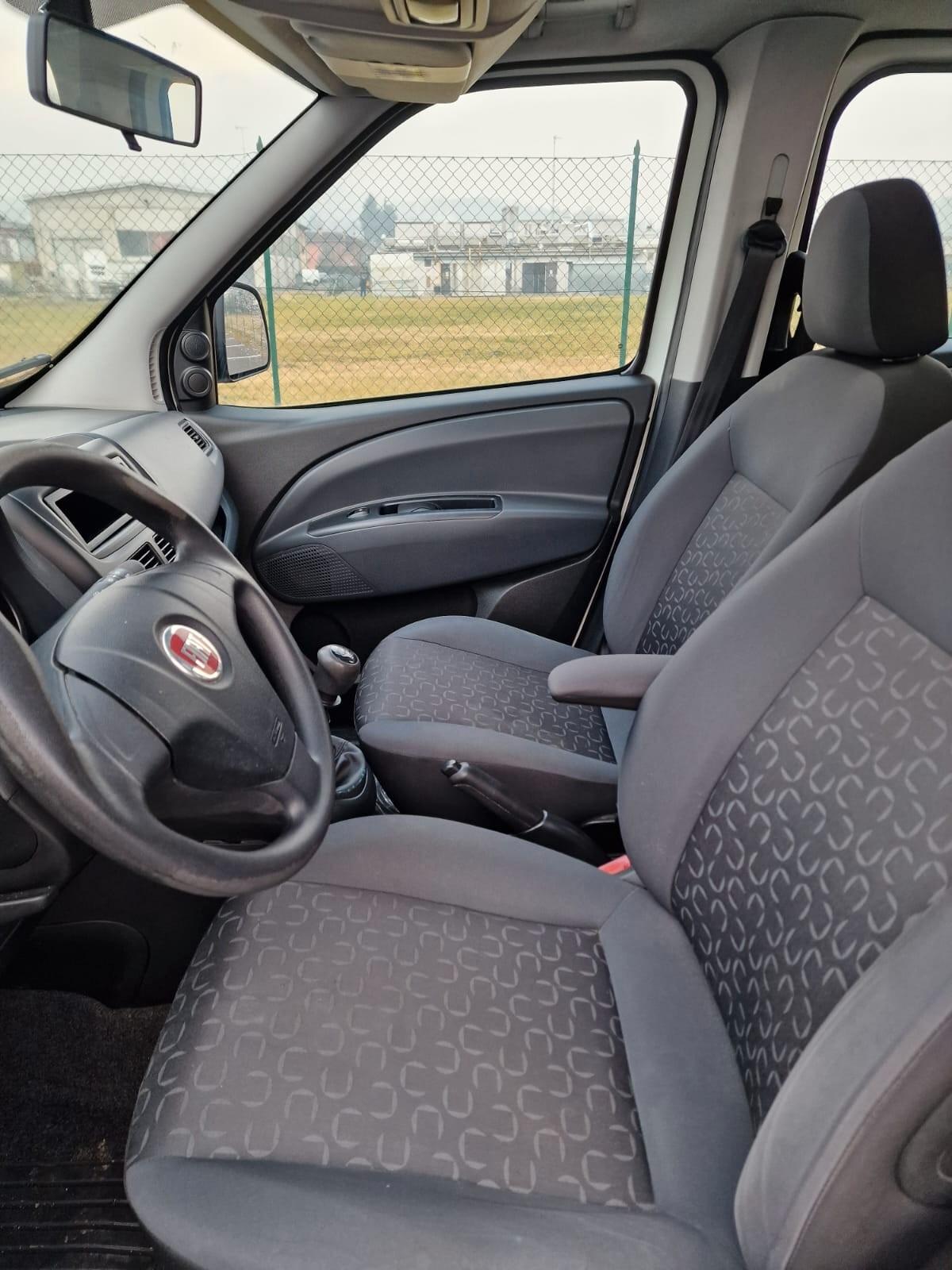 Fiat Doblo 1.6 MJT 16V trasporto disabili - 2012