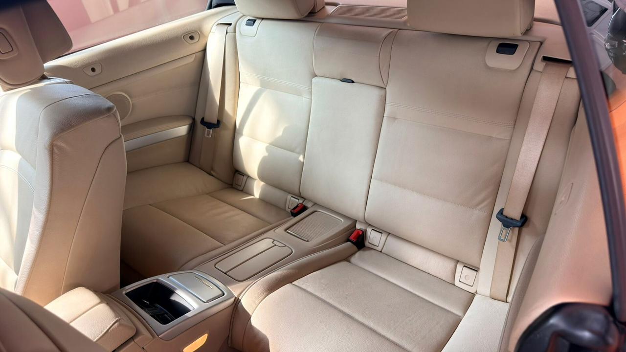 Bmw 320 320d cat Cabrio Attiva