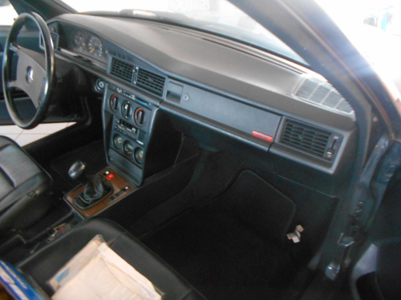 Mercedes-benz 190 2.3 E-16