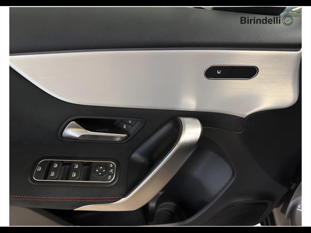 Mercedes-Benz Classe A (W177) - A 220 d Automatic AMG Line Premium