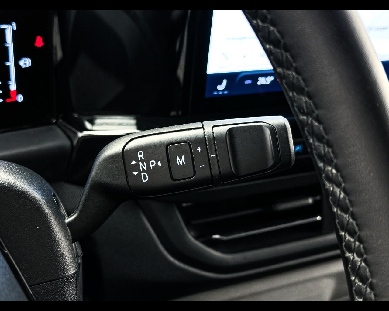 FORD Tourneo Custom 2ªs - Tourneo Custom 320 2.0 EcoBlue 170CV au
