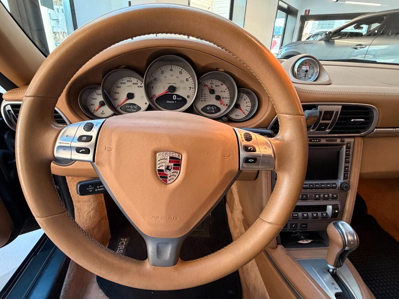 Porsche 911 Carrera 4S Cabriolet