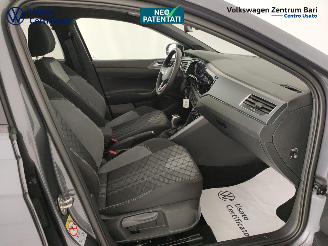 Volkswagen Taigo 1.0 tsi r-line 110cv dsg