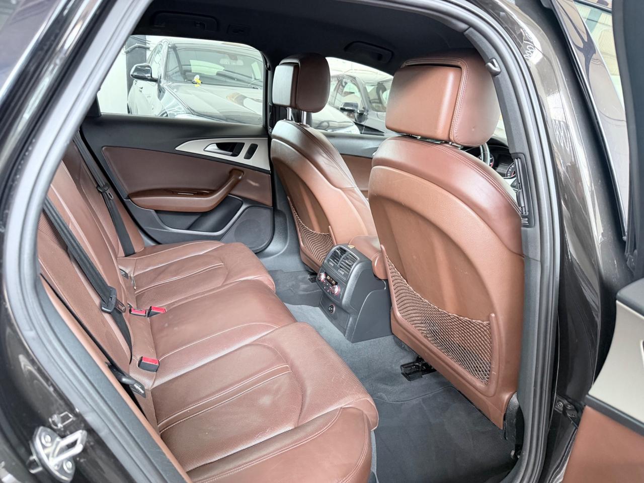 Audi A6 Avant 3.0TDI 218CV quattro S tronic Business Plus