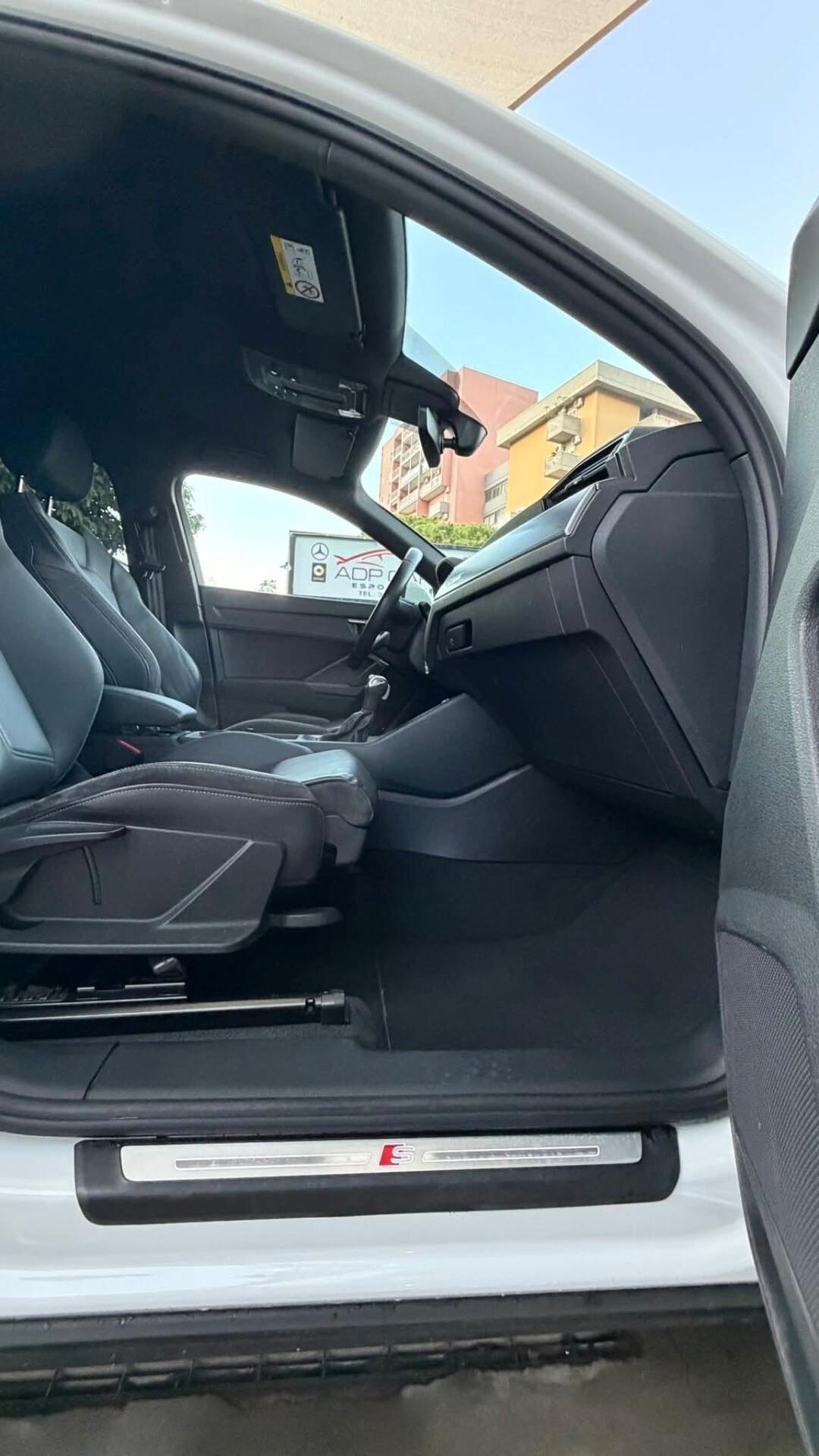 Audi Q3 S LINE