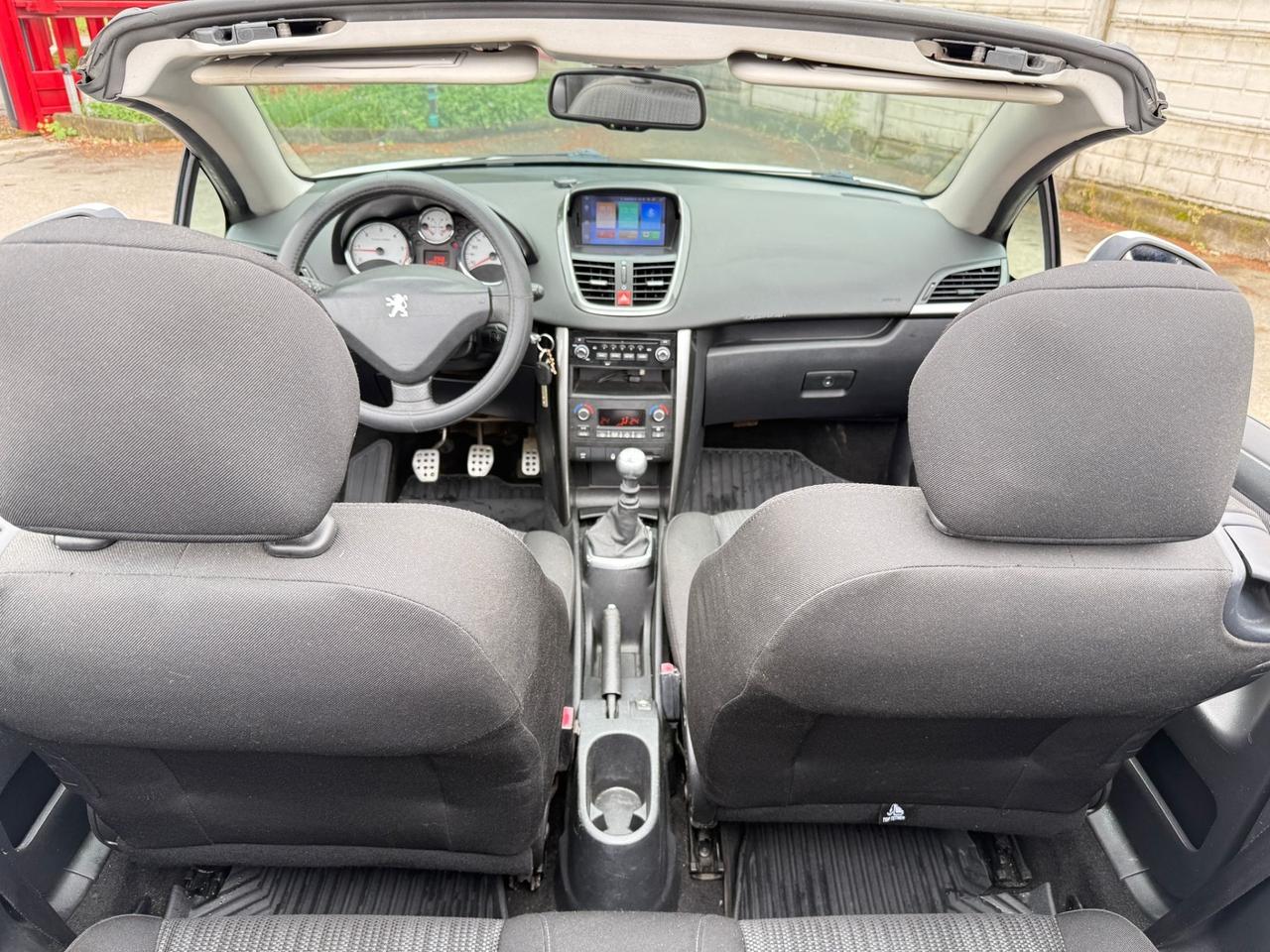 Peugeot 207 1.6 8V HDi 112CV CC Tecno