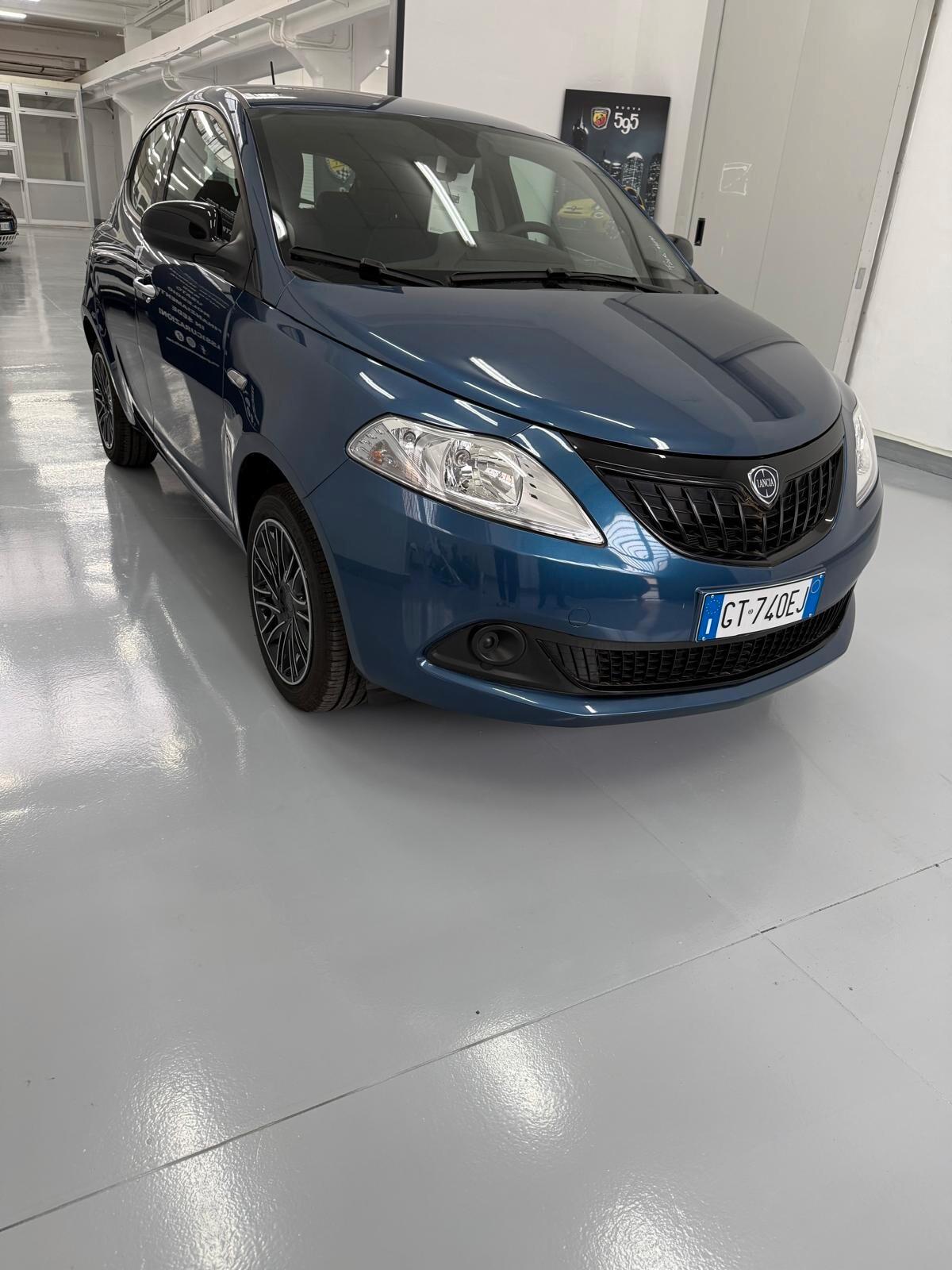 Lancia Ypsilon 1.0 FireFly 5 porte S&S Hybrid Gold
