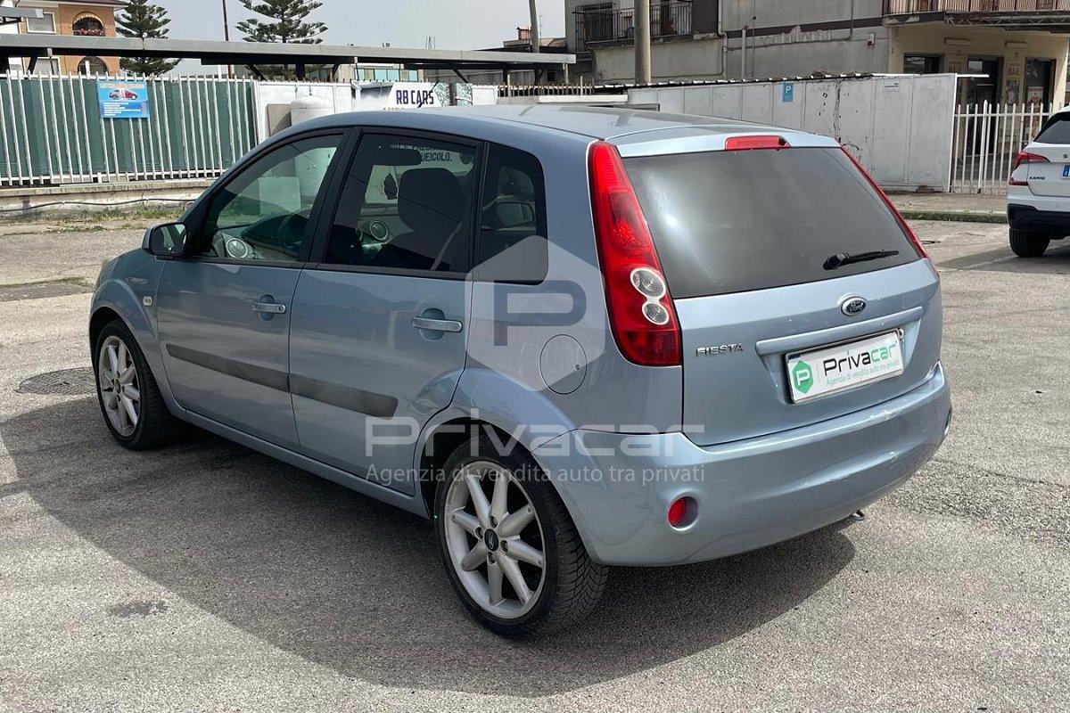 FORD Fiesta 1.2 16V 5p. Ghia