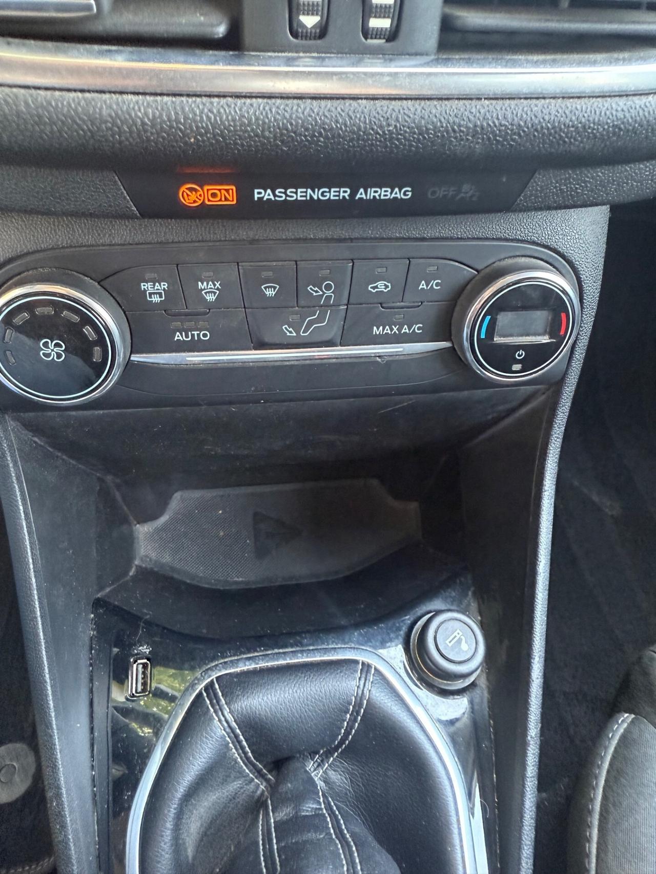 Ford Fiesta 1.1cc 86cv 5p carplay GARANZIA 2 anni