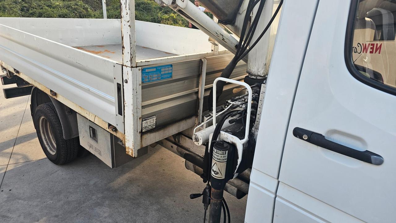 Mercedes Benz sprinter 413 dci con gru gemellato