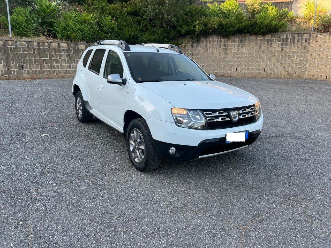 Dacia Duster 1.5 dci Laureate 4x2 110cv Navi Cerchi.