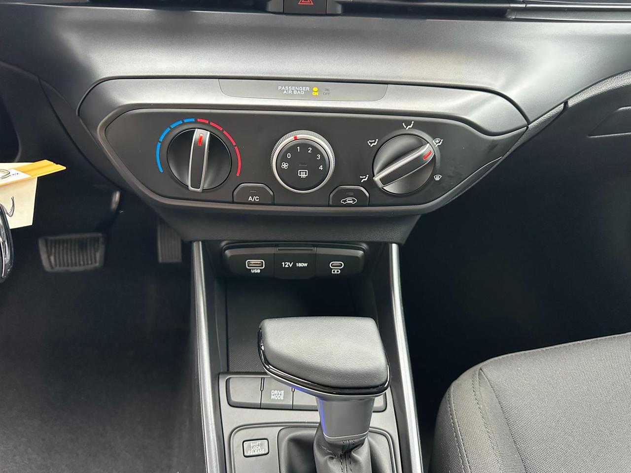 Hyundai i20 1.0 t-gdi Connectline 90cv dct