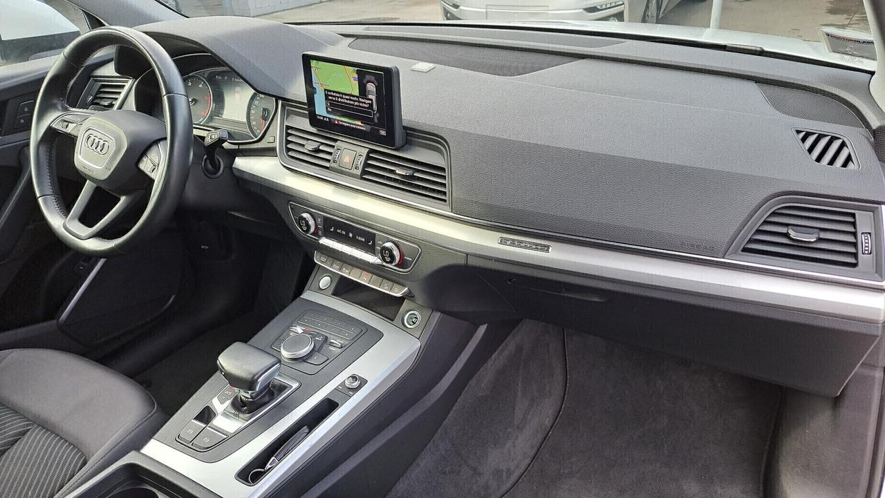 Audi Q5 TDI quattro 2.0 TDI S tronic 163cv