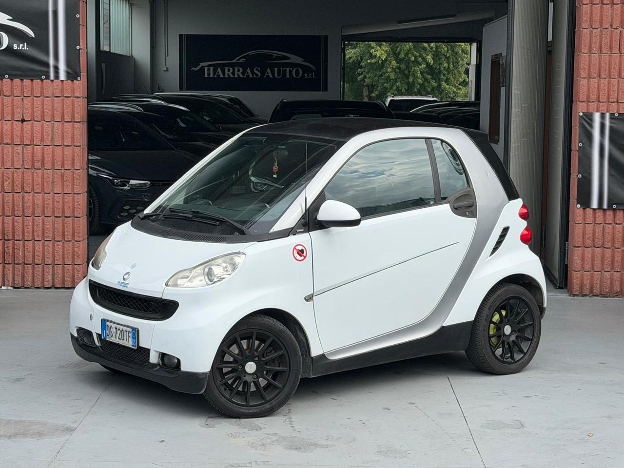 Smart ForTwo 1000 52 kW coupé limited two