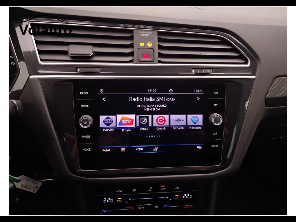 VOLKSWAGEN Tiguan II 2021 - Tiguan 2.0 tdi R-Line 150cv dsg