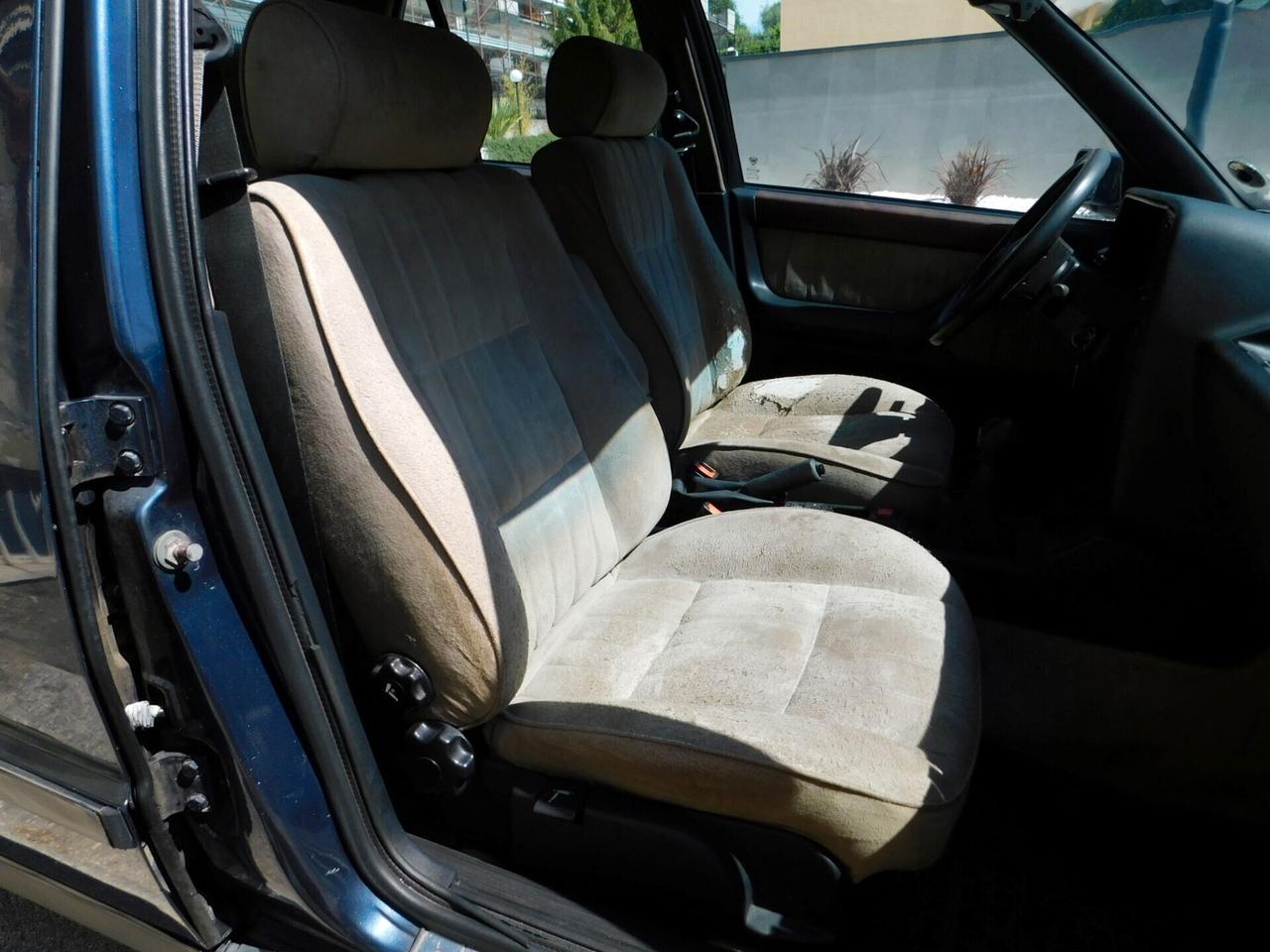 Lancia Super THEMA 2.5 Turbodiesel LS