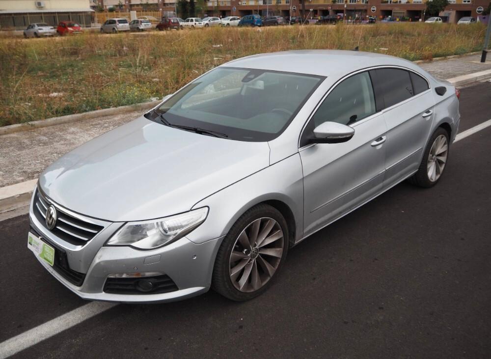Volkswagen Passat CC 2.0 TDI DPF DSG BlueM. Tech.
