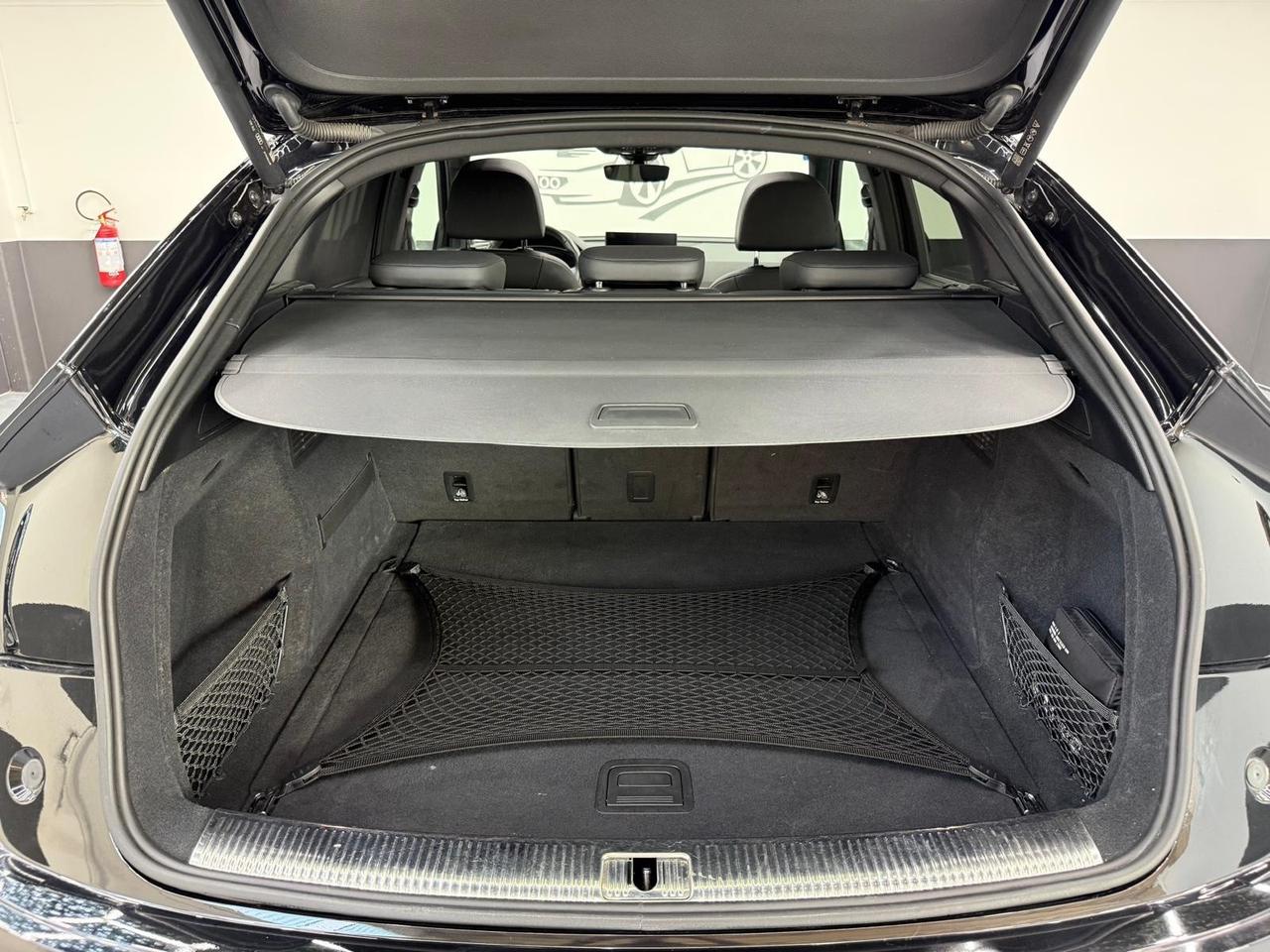 Audi Q5 SPB 40 TDI quattro S tronic Identity Black