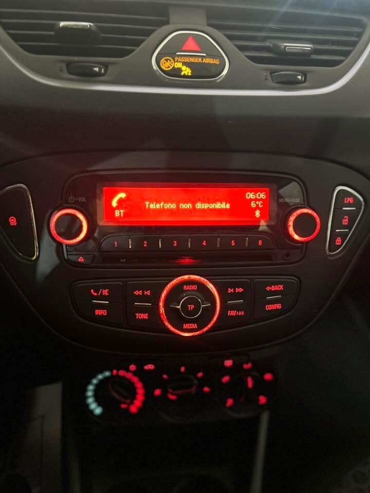 Opel Corsa 1.4 90CV GPL NUOVO- 2016