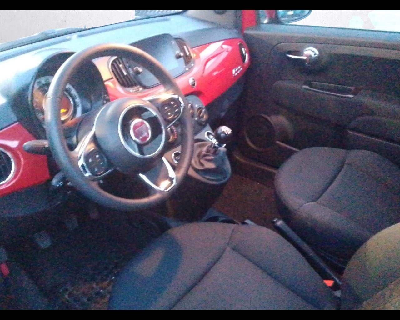 FIAT 500 (2015-2024) - 500 C 1.0 Hybrid Dolcevita