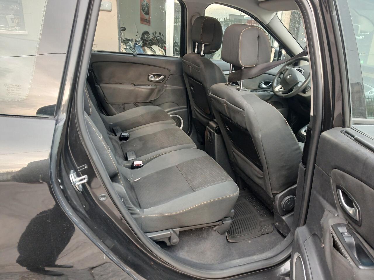 Scenic 1.5 dCi 110CV 7 POSTI