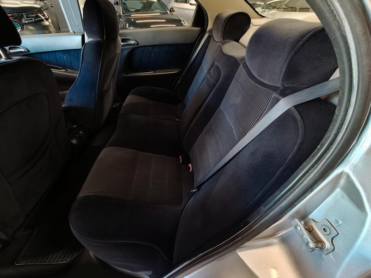 Alfa Romeo 156 1.9 JTD cat Distinctive