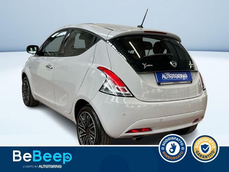 Lancia Ypsilon 1.0 HYBRID GOLD S&S 70CV