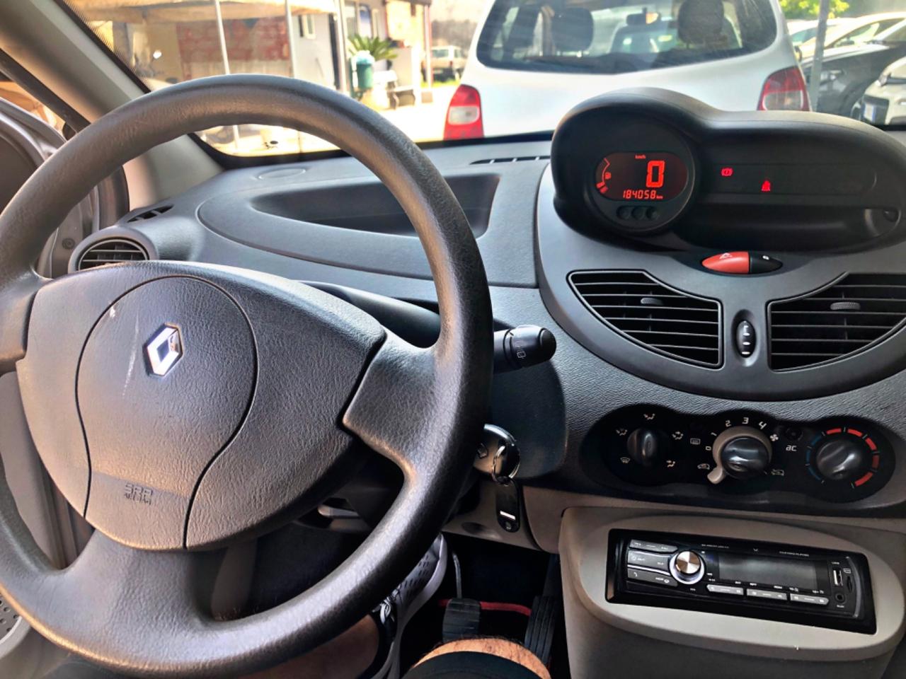 Renault Twingo 1.5 dCi 65CV 09