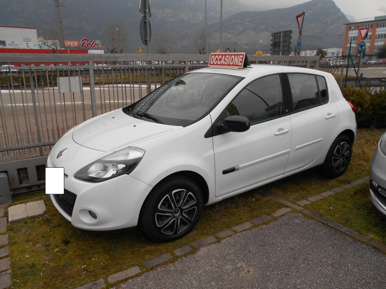 RENAULT CLIO 1.2 100 cv 5p