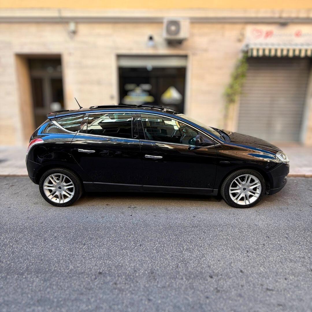 Lancia Delta 1.6 MJT DPF Platino